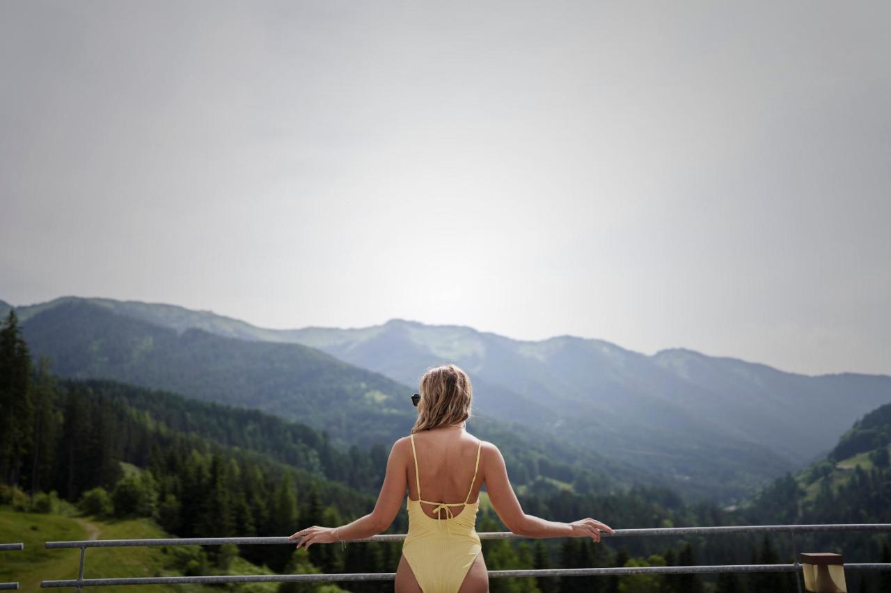 Holzhotel Forsthofalm Леоганг Екстер'єр фото