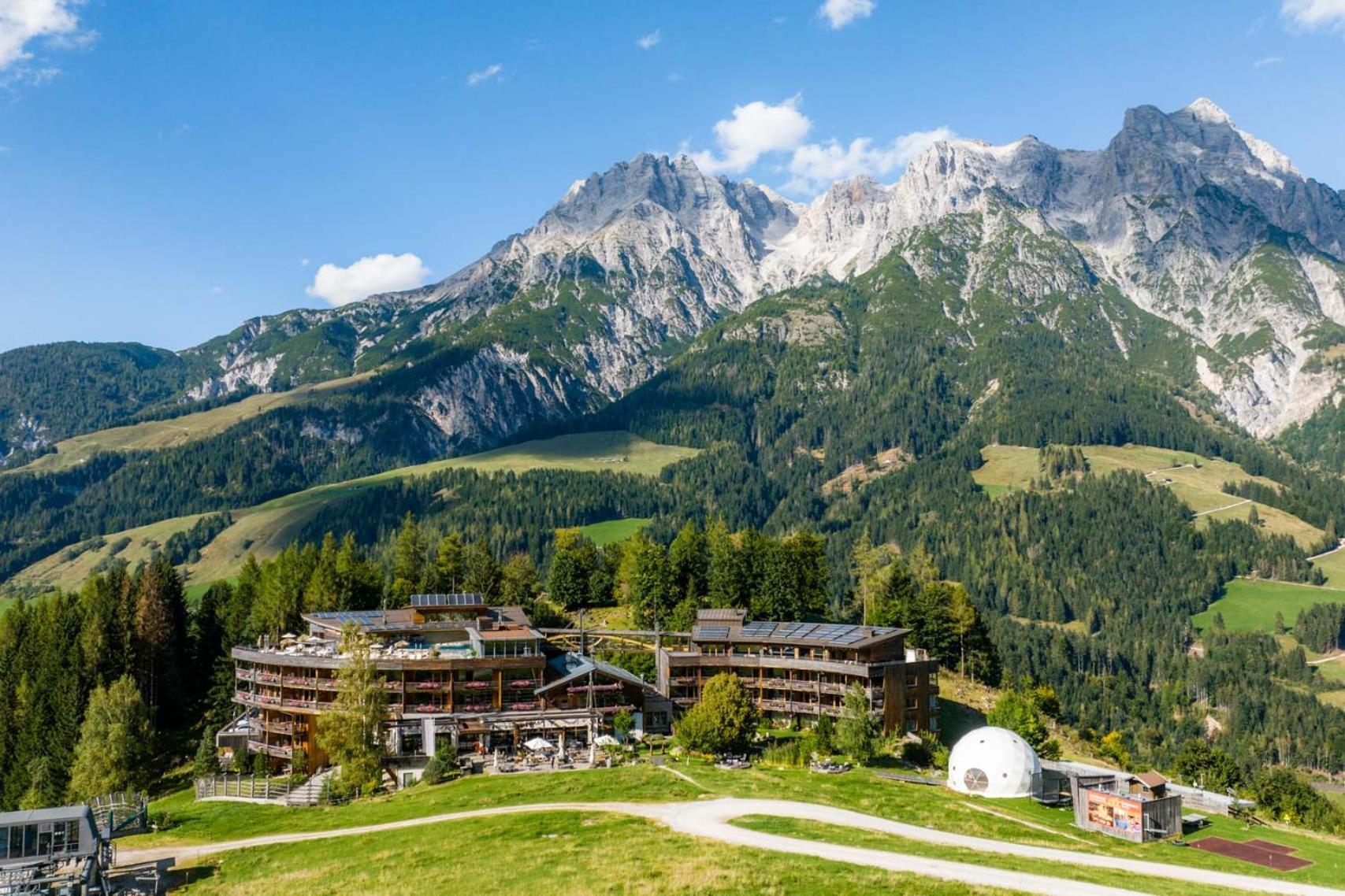 Holzhotel Forsthofalm Леоганг Екстер'єр фото