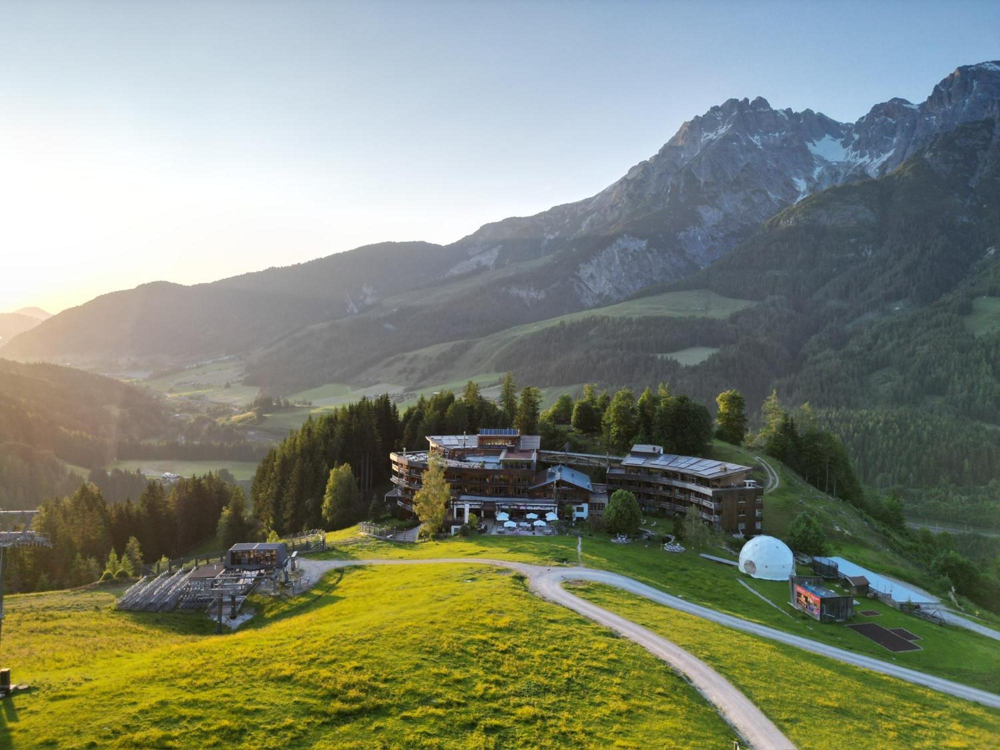Holzhotel Forsthofalm Леоганг Екстер'єр фото
