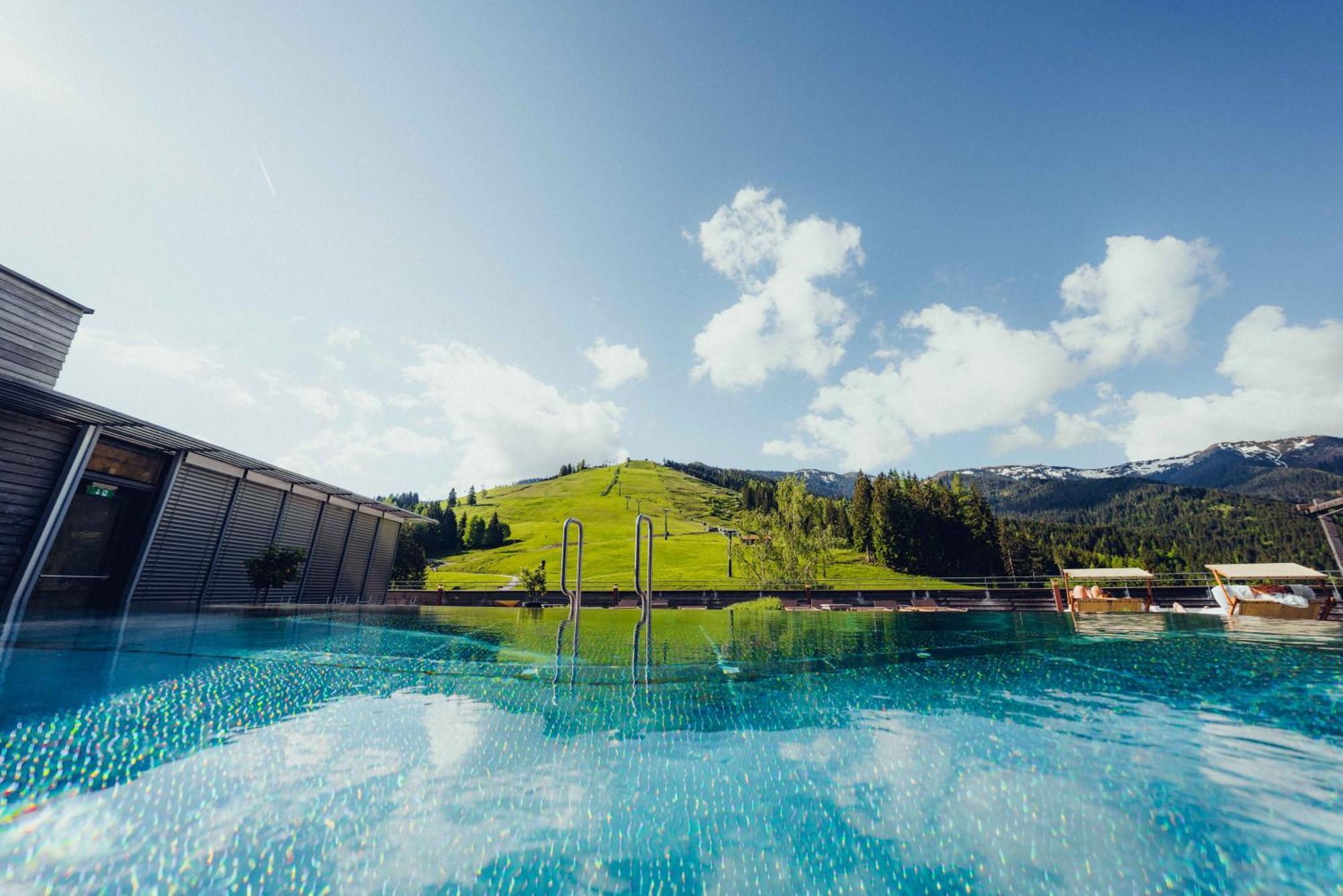 Holzhotel Forsthofalm Леоганг Екстер'єр фото