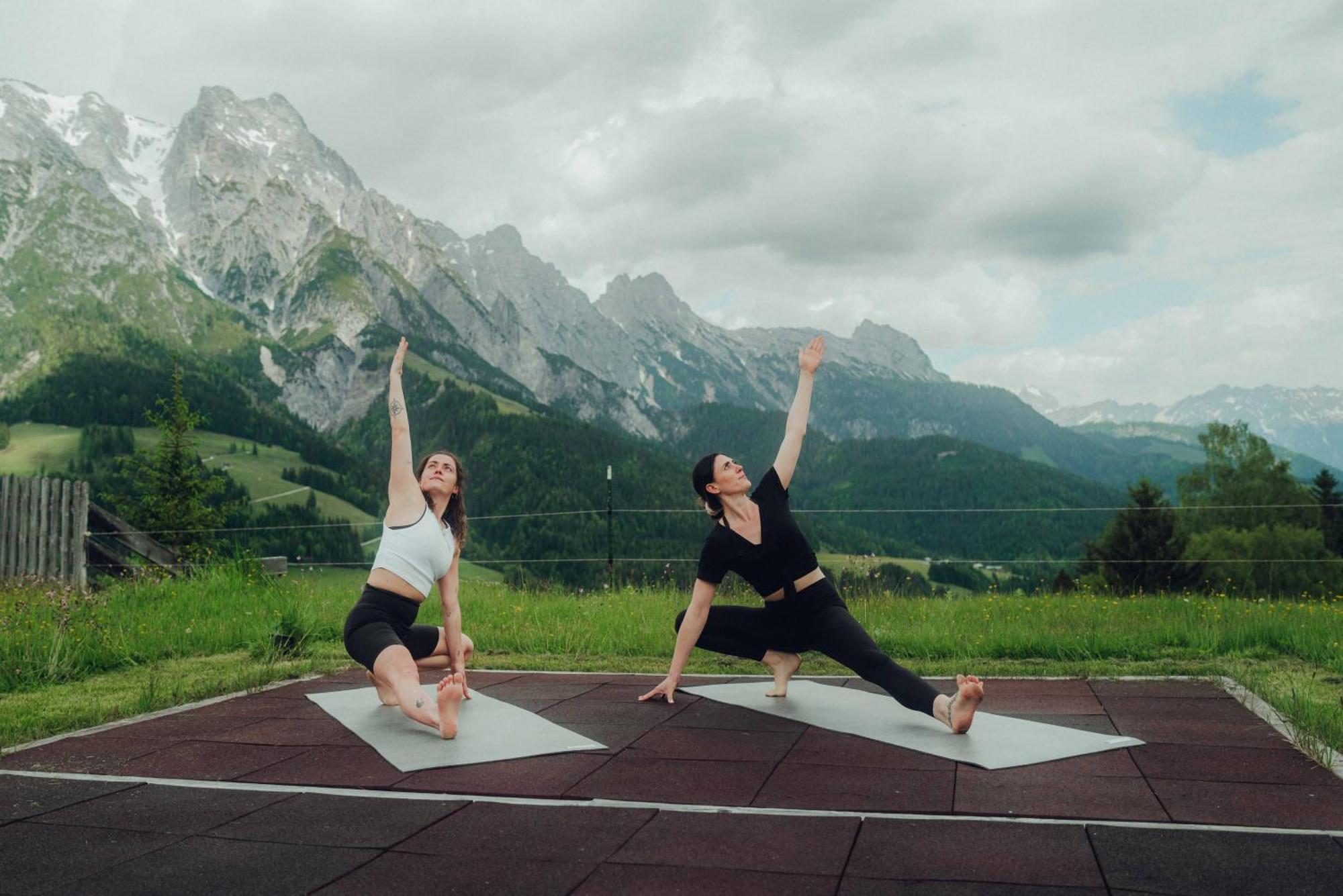 Holzhotel Forsthofalm Леоганг Екстер'єр фото