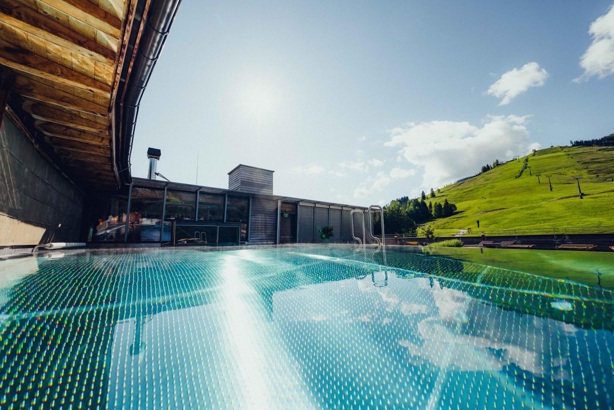 Holzhotel Forsthofalm Леоганг Екстер'єр фото
