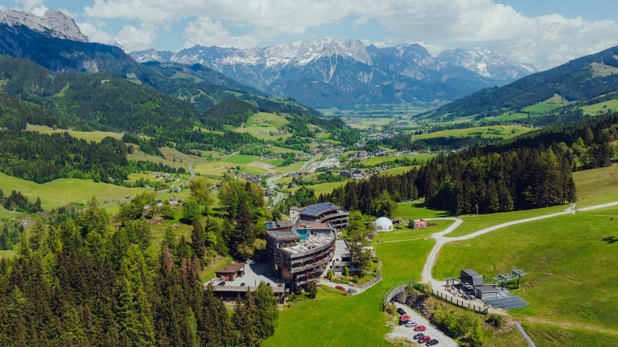 Holzhotel Forsthofalm Леоганг Екстер'єр фото